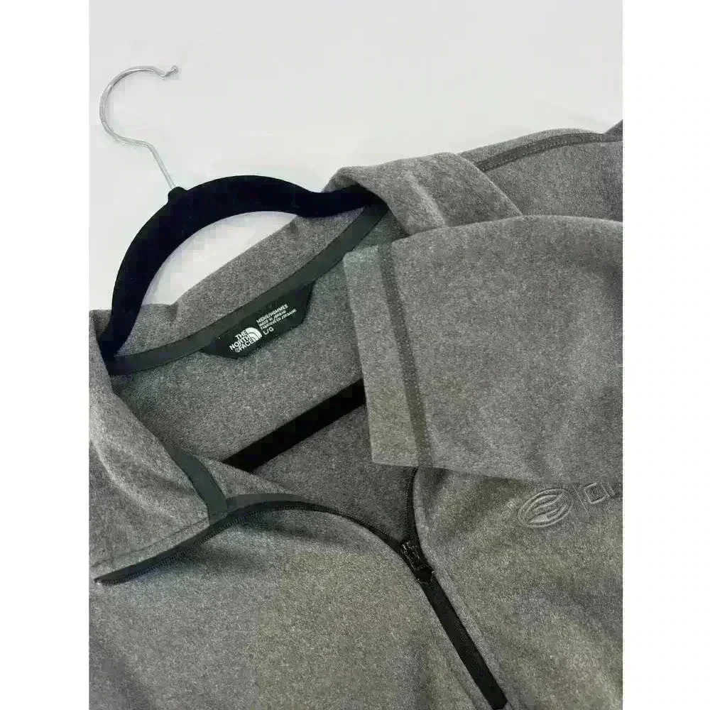 The North Face Men's 1/4 Zip Size Large Gray Embroidered Polyester Outdoor